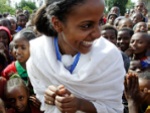 Sara Nuru: Weiht Schule in Äthiopien ein