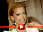 Sylvie van der Vaart: Mit neuer blonder Mähne auf der Fachmesse